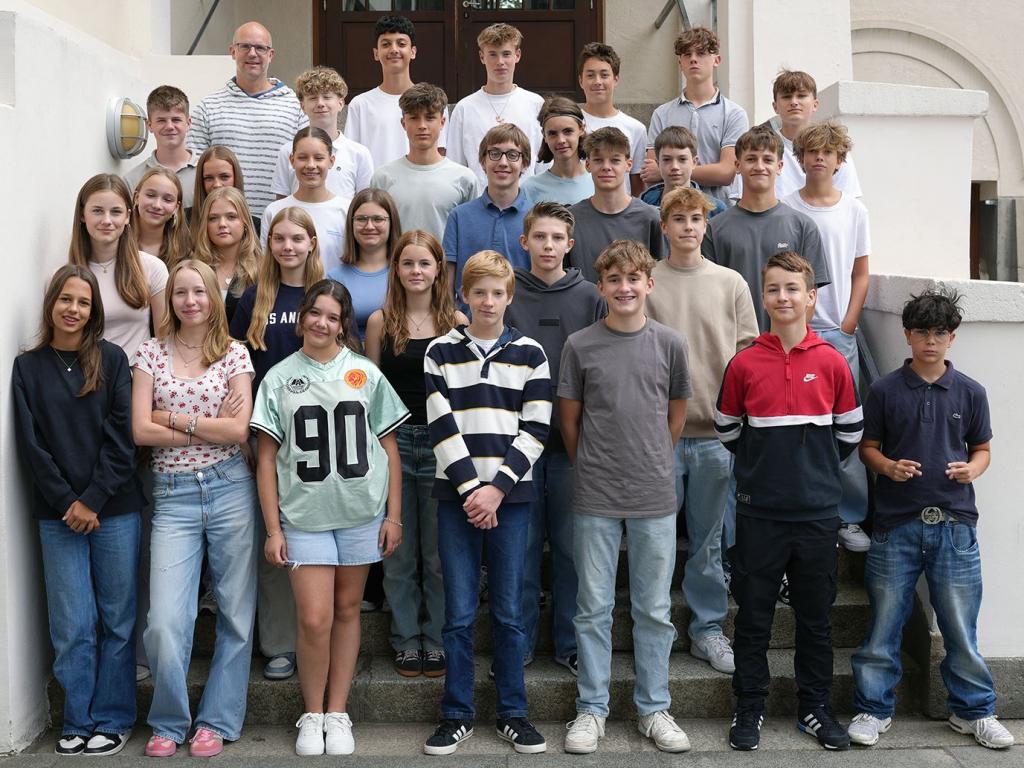 Klassenfoto 2024 09b hp
